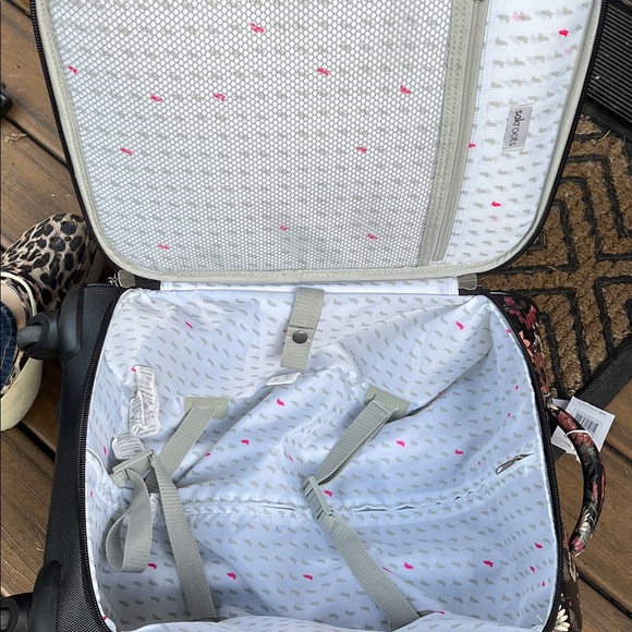 🆕 SAKROOTS Black Floral Rolling Luggage - Picture 10 of 12